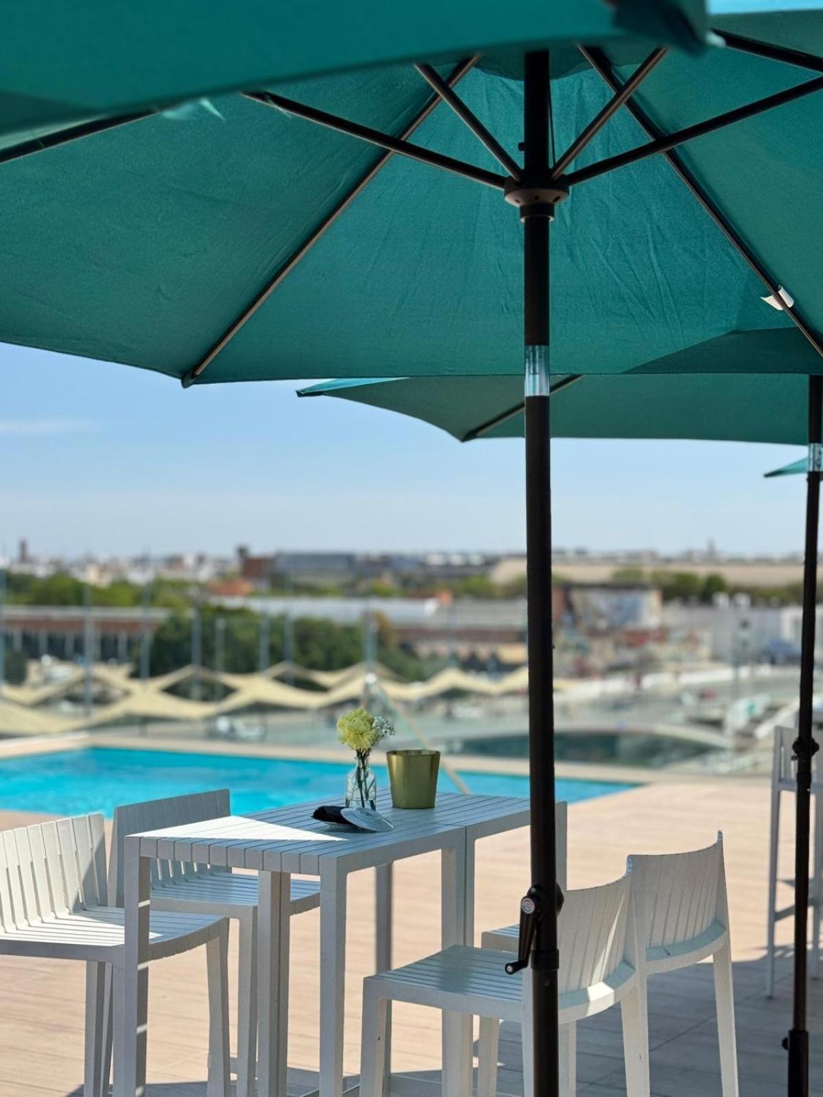 Ribera De Triana Hotel